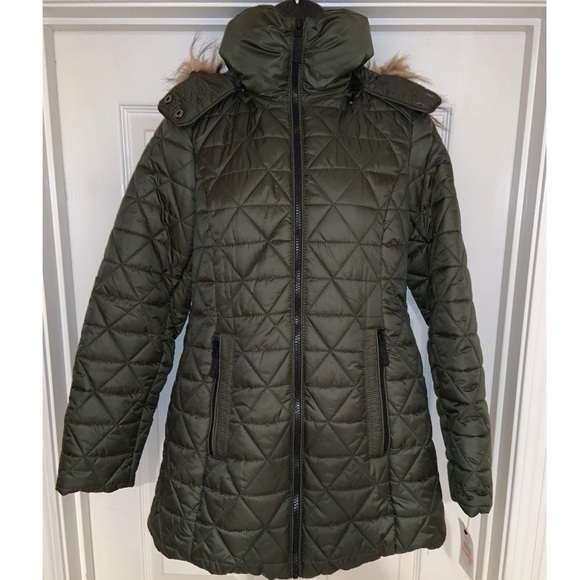 Marc New York by Andrew Marc Chevron Quilted Jacket with Removable Faux Fur—NWT - Picture 7 of 17